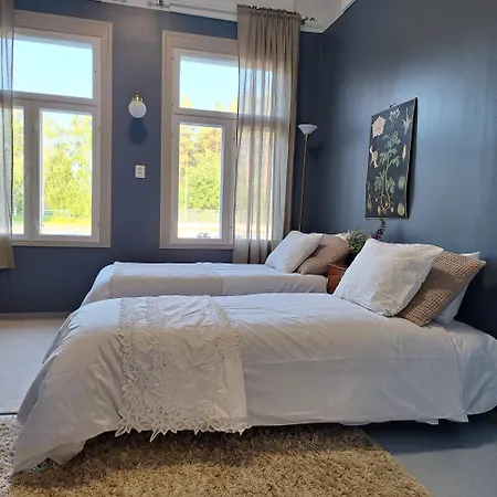 Koulumestarin Sali Ja Mini-hôtel Sikala