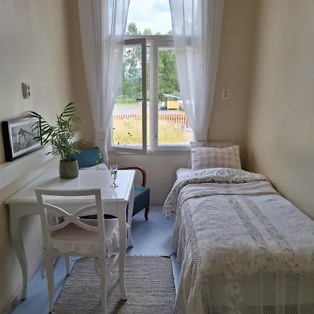 Koulumestarin Sali Ja *