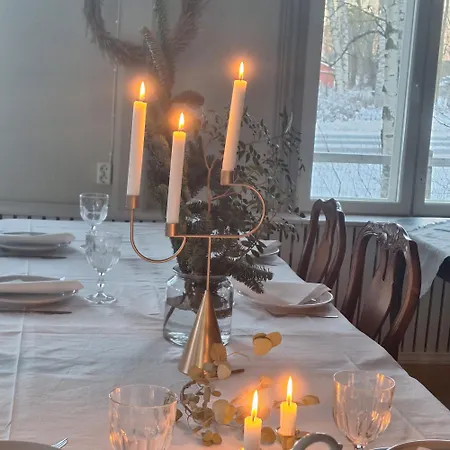 Koulumestarin Sali Ja Mini-hôtel Sikala